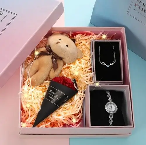 抖音同款生日礼物女生少女心实用创意特别浪漫网红送女朋友纪念品