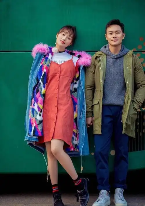 落魄童星曹骏靠女友蓝盈莹走红20年前他就火遍了大江南北