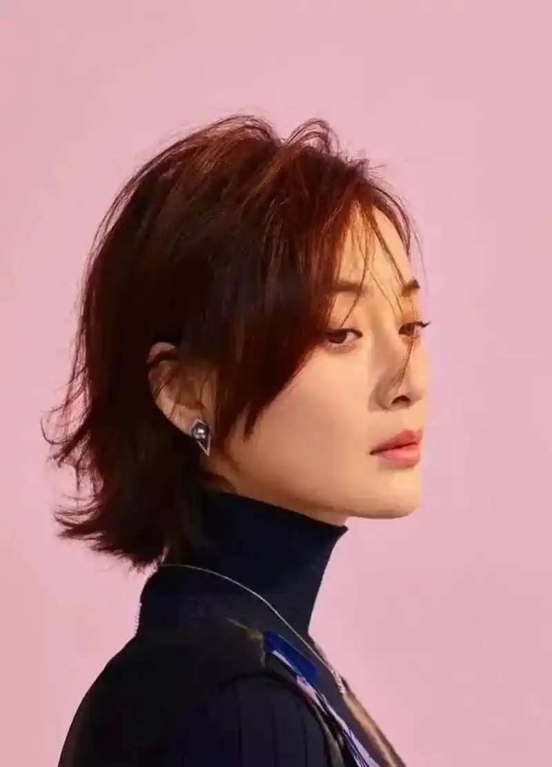 徐梵溪,中国内地女演员,毕业于北京电影学院.