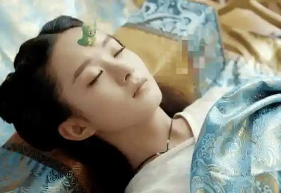 赵丽颖戏里戏外最爱的是睡觉, 睡姿这么美头号睡神封给她了