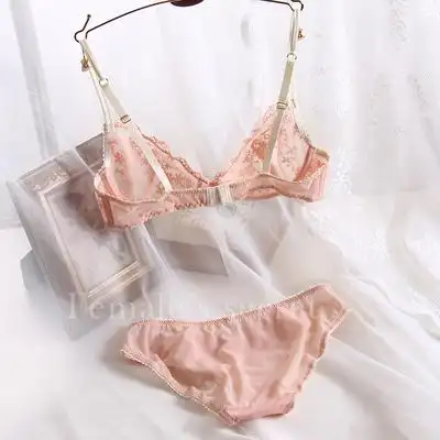 女人的秘密 超薄文胸套装 性感透明蕾丝胸罩薄款内衣不聚拢