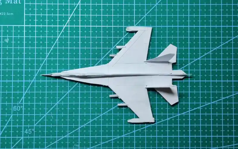 [纸飞机系列] 俄罗斯苏27战机 纸飞机手工成品展示
