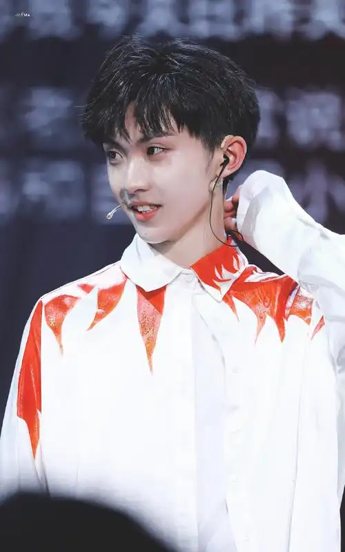 马嘉祺超话95#全能top马嘉祺#@台风少年团-马嘉祺