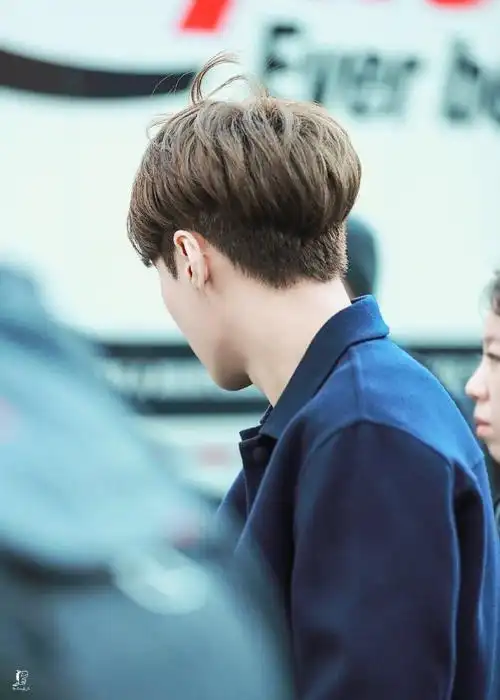 爱豆可爱到冒泡的后脑勺##张艺兴我是唱作人2