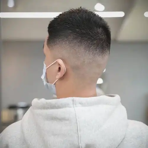 最帅气男士发型14款,款款有型款款时尚,想换发型别错过插图3