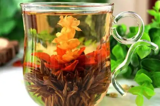 【芙蓉花茶与什么一起泡好,芙蓉花能长期泡水喝吗】_茶百科