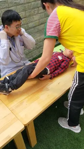 爱心呵护,健康成长——民意阅江幼儿园2018春季体检顺利完成.