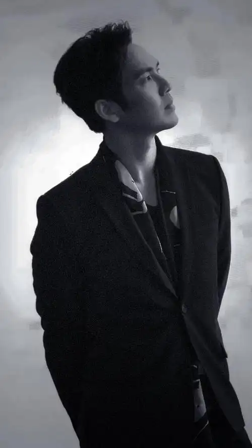 娱乐圈里,论西装杀我就只服他