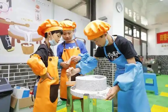 田寮社区亲子体验非遗豆腐制作