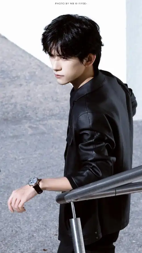 6015961578    @tfboys-易烊千玺#易烊千玺积家全球代言人