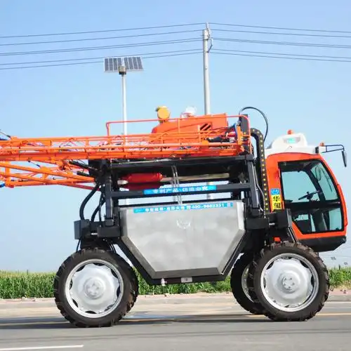 华玺玉米打药机批发玉米喷药机械厂家自走式农用车大型打药车价.