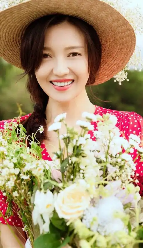 回顾和孙红雷演过戏的5位女星有人远嫁日本有人离婚至今单身