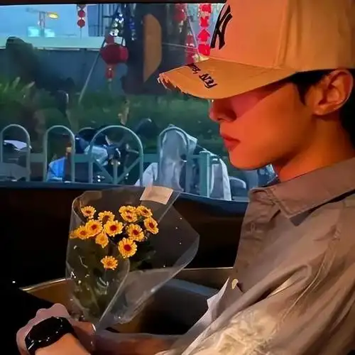 格林童话渠道-微信头像简约干净-站库网