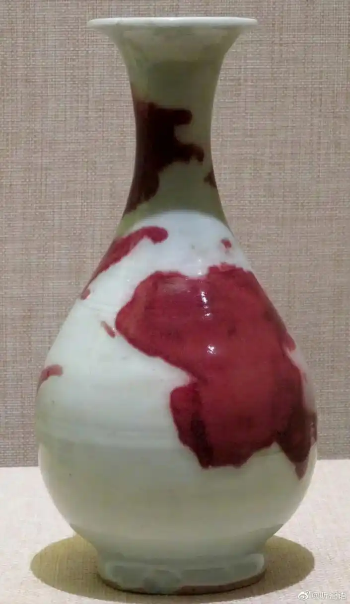 元代釉里红玉壶春瓶