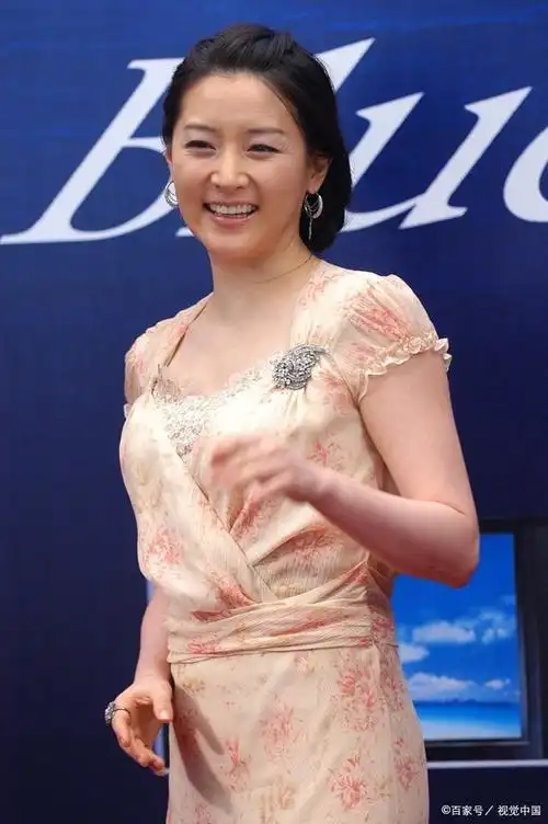 李英爱:韩国第一美人依旧风采犹存,生图曝光引发热议