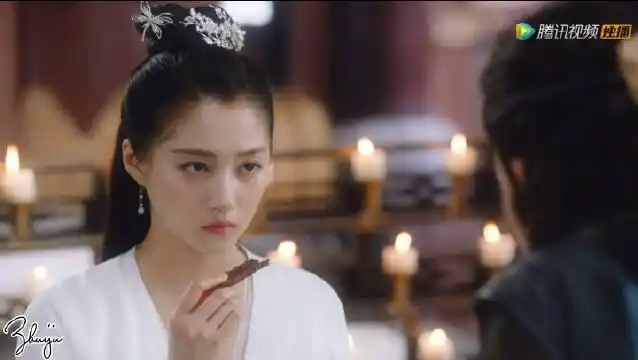 关晓彤|班婳|这个王子怎么看顺眼了