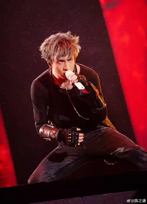 宣传电影的方式有很多,用"盗摄"的方式,而且还理直气壮地艺人,薛之谦