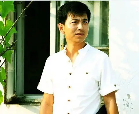 乌日根主演馨海蝶参影展检察官形象受赞