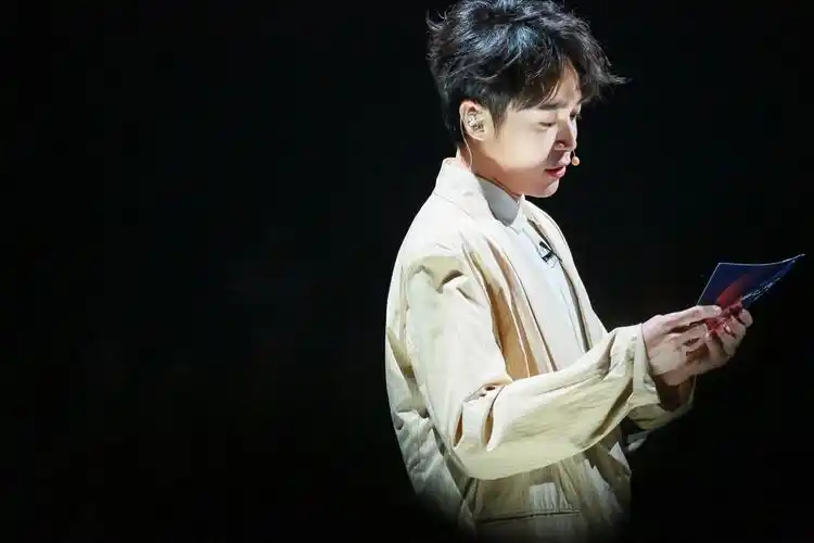 吴青峰明日之子