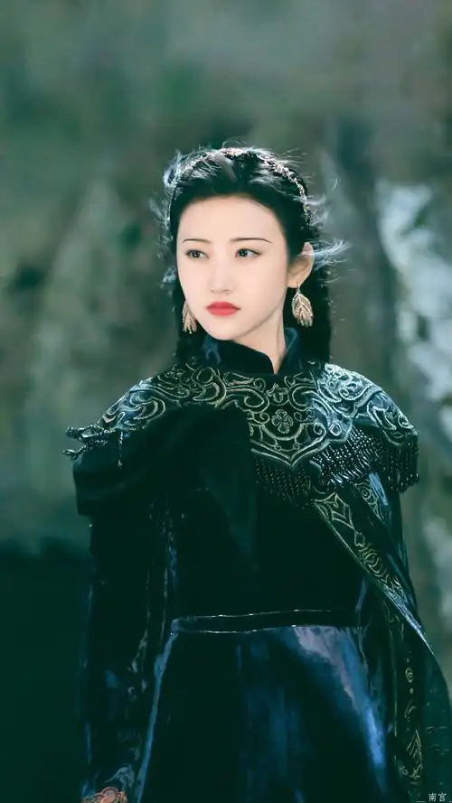 秦放咬唇吻司藤景甜演技