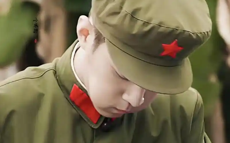 昨晚他穿着军装在b站杀疯了肖战王牌部队顾一野