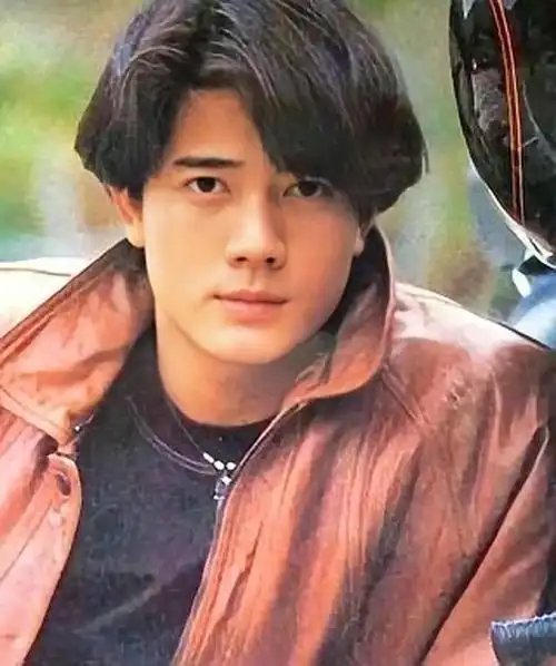 郭富城年轻时又帅发量又多,这脸放现在也顶流了