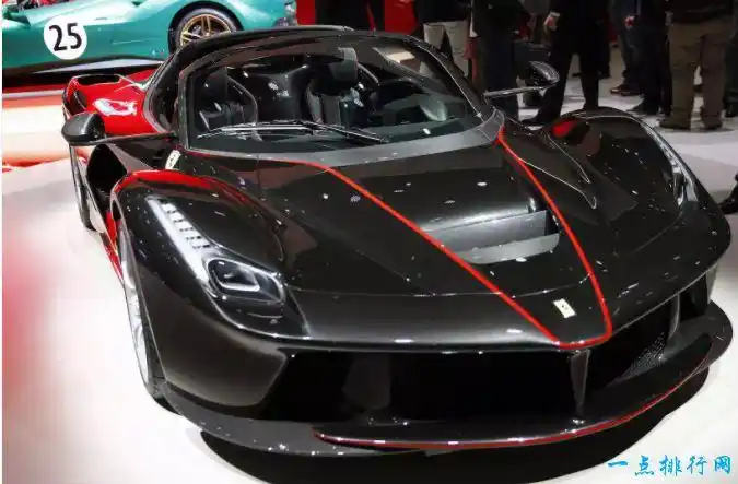 法拉利敞篷版laferrari - 220万美元