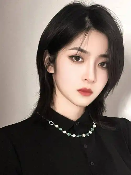 利落又爽快的锁骨碎发_锁骨