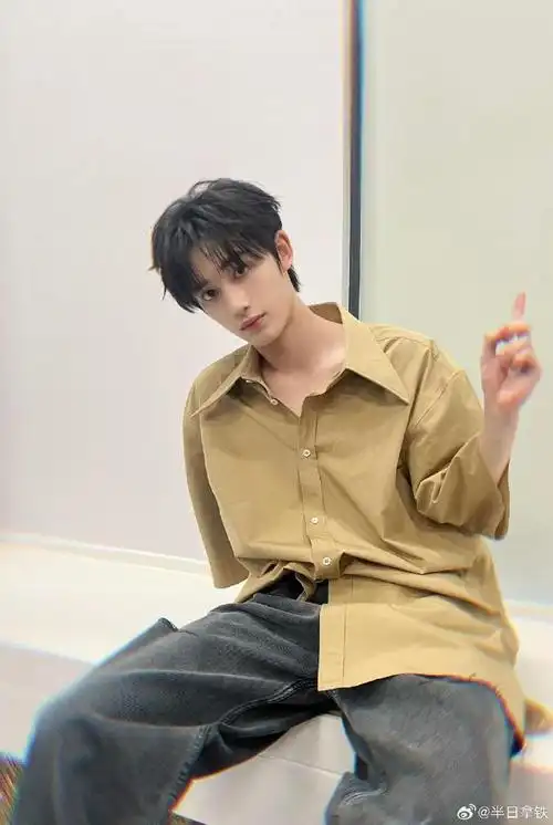 邓超,辛芷蕾电影    电影《刺杀小说家2》  主演:雷佳音,邓超,董子健