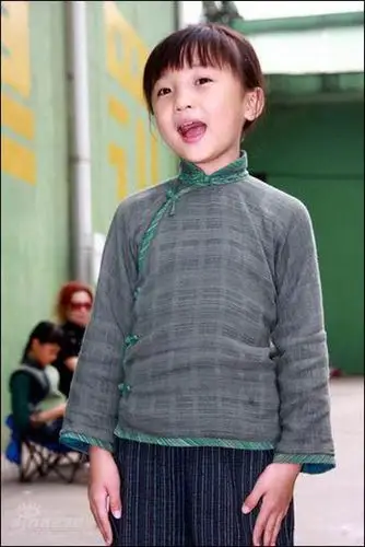 小寄萍(林妙可饰)