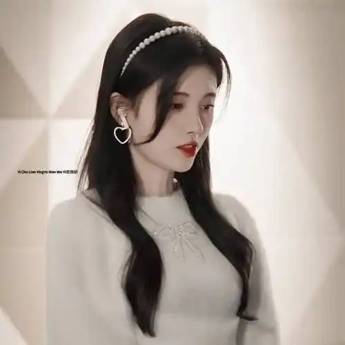 哇哇哇哇哇今日份小鞠头像