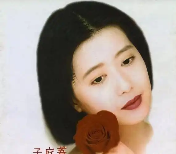 曾经的歌坛天后因前夫的一句话身败名裂如今54岁仍像个少女