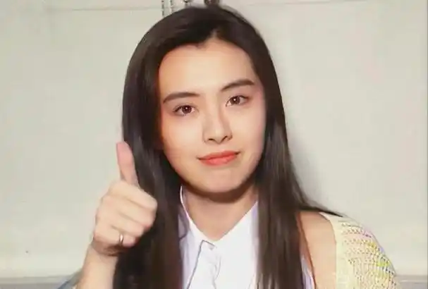 "王祖贤过后,再无聂小倩",王祖贤的红用这样一句话就能概括了,哪怕她