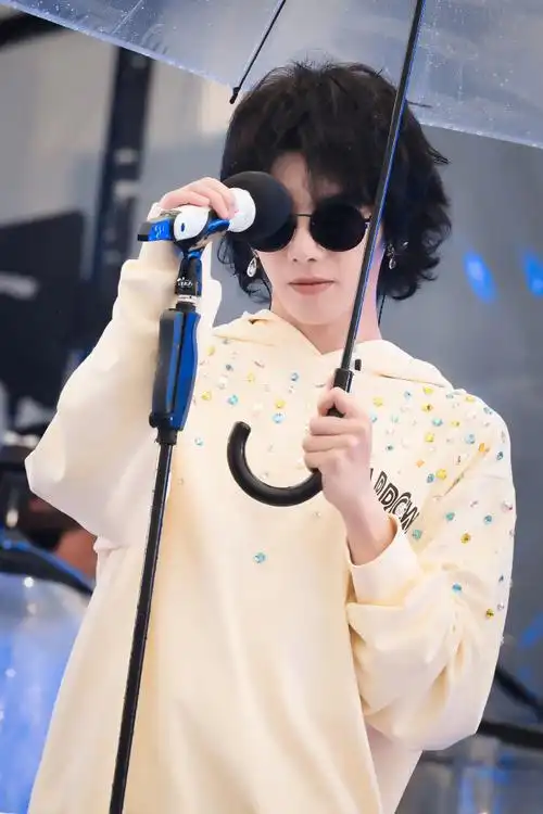 十年后的长沙又下雨啦7415@华晨宇yu可爱小宝- 20230622华晨宇