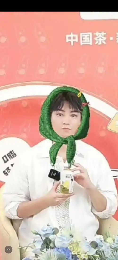 王俊凯舔饼失败还稠的让小螃蟹看不下去才是真呀#王俊凯