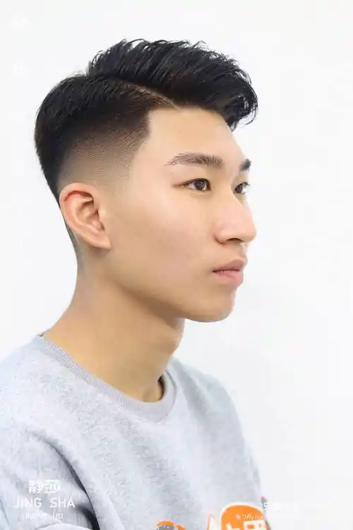 港风侧背头发型静莎职业学校美发培训学院作品构