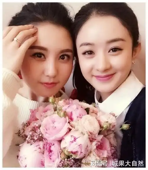 赵丽颖和曾黎合照亲和又迷人