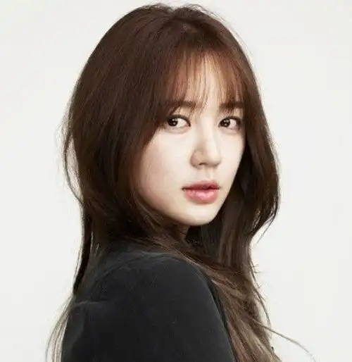 韩国十大80后美女明星,金泰希卫冕榜一,全智贤,宋慧乔紧随其后