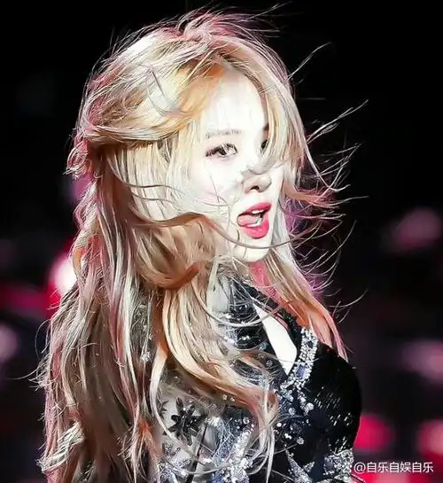 韩国人气女团blackpink首次登上美国科切拉音乐节(coachella)的舞台