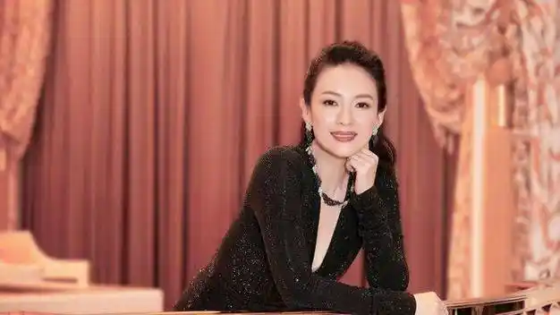 年龄大的同时,章子怡其他方面也没有好的时候,她的婚姻条件更加不乐观