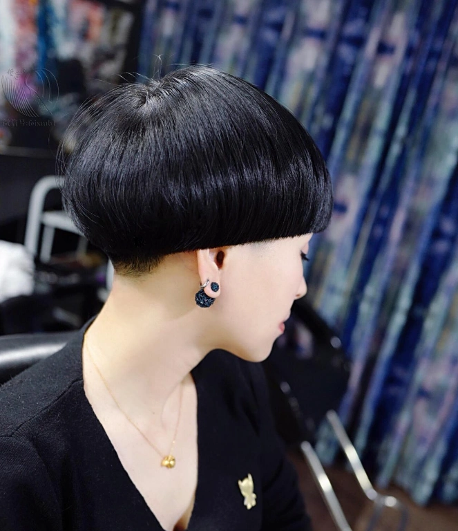 2018流行"盖盖头"