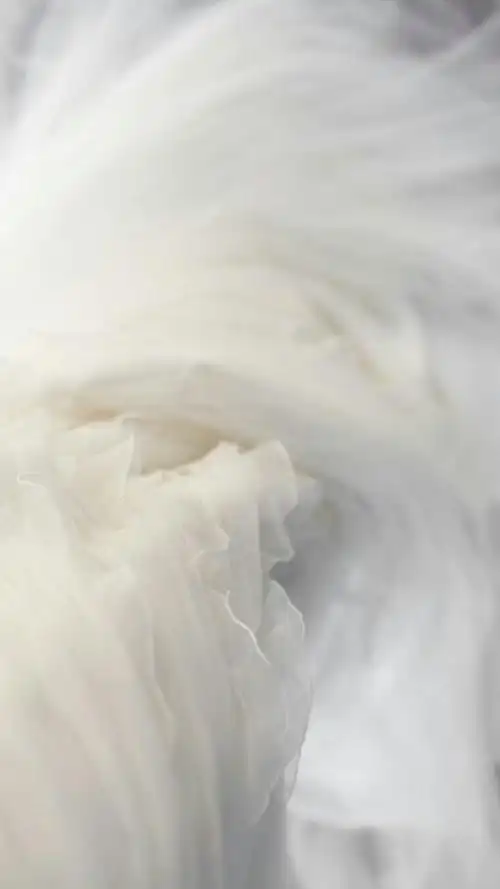 iphone白色简约壁纸