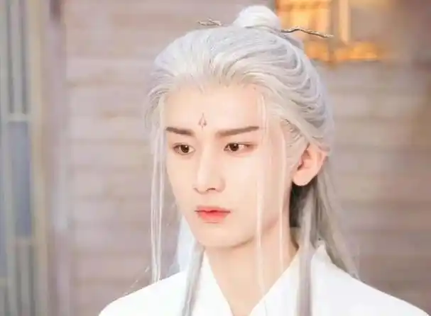 泰国评中国十大古装美男杨洋第三肖战上榜第一让人意外