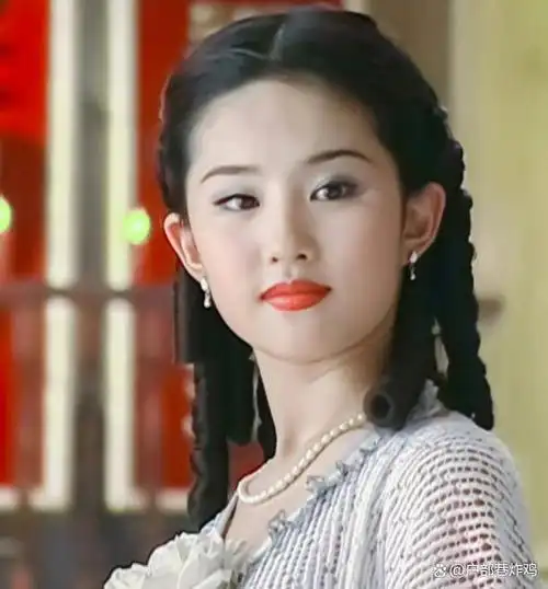 "神仙姐姐"刘亦菲的上位史:她的故事其实远比你想象得更加心酸