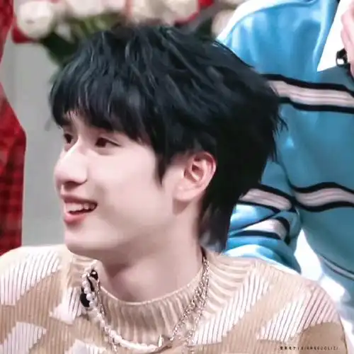 【严浩翔】可可爱爱笑容满分的小猫