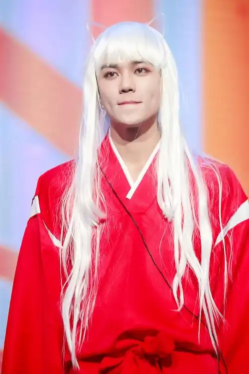 林彦俊cosplay犬夜叉妖娆写真