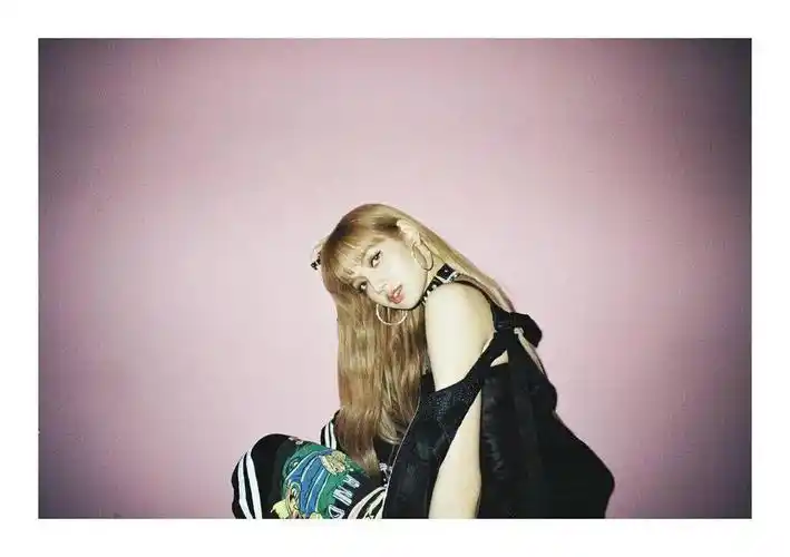 ins考古blackpinklisa2018年6月
