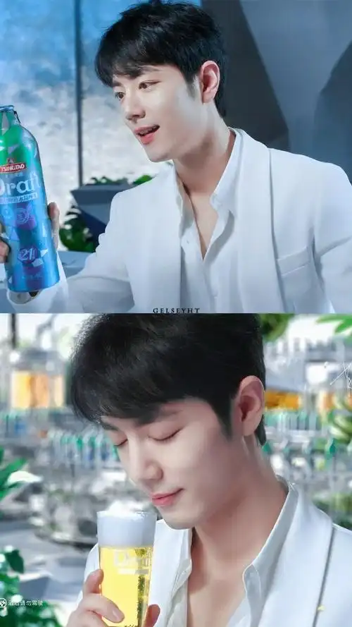 【肖战超话】#肖战#    "白色西装战,清爽又干净,性感又迷人"    肖战