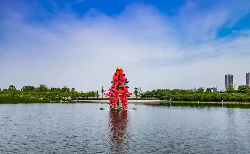 pxdt">宜园,位于江苏 a target="_blank" href="/item/宜兴/1556083"