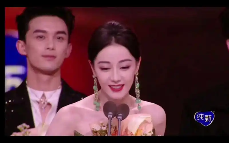 [吴磊x迪丽热巴]好久不见!歌隼顶峰相见!阿耶老是盯阿娘